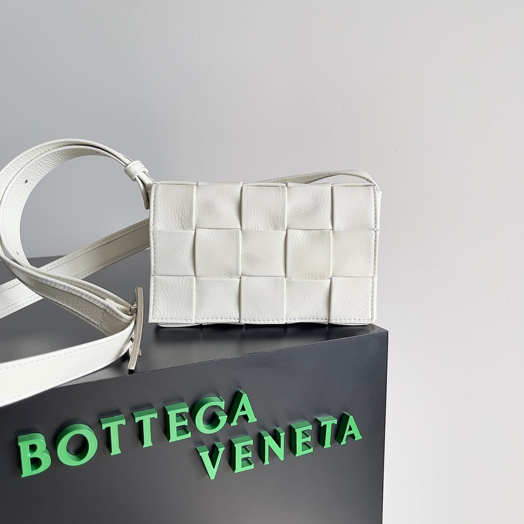 Bottega Veneta Small Cassette 717587 Lambskin White
