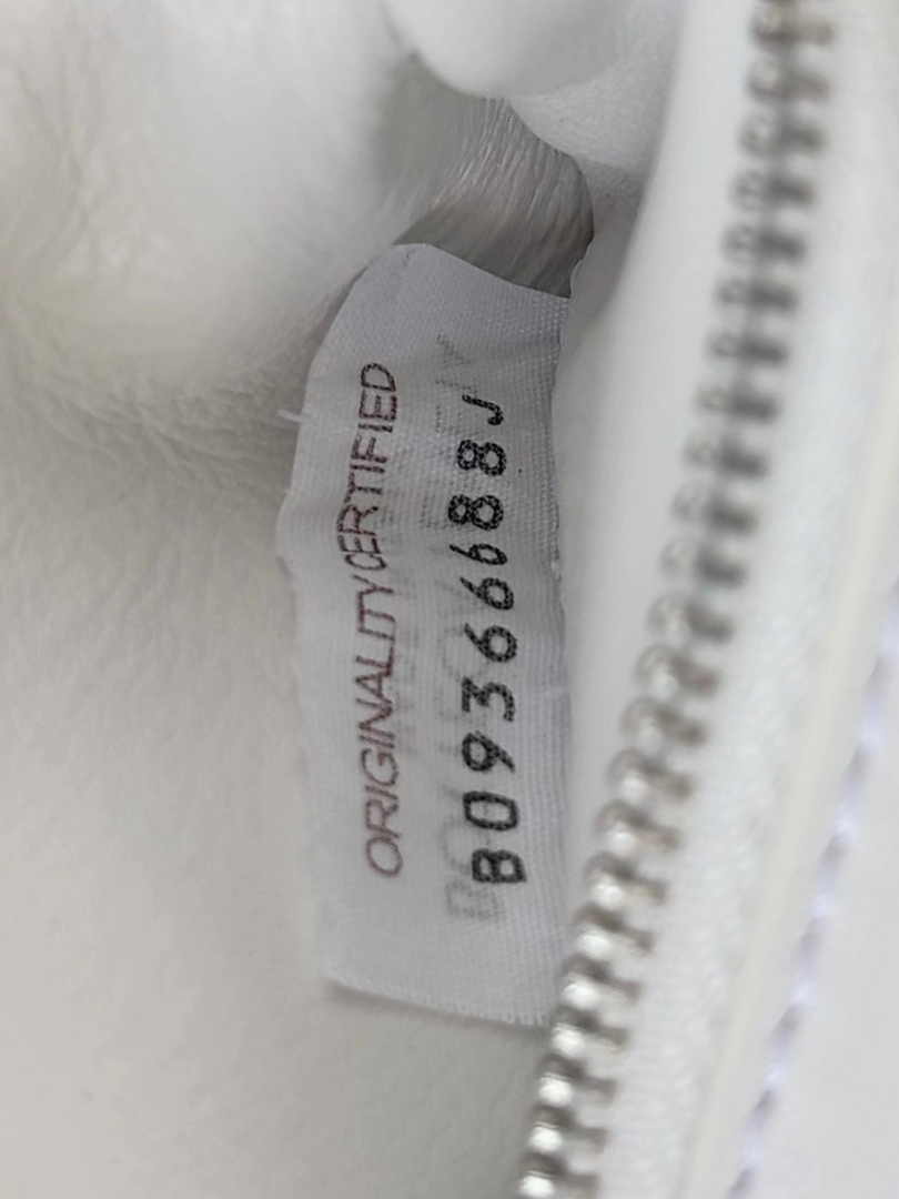 Bottega Veneta Cassette With Versatile Strap 741777 Calfskin White