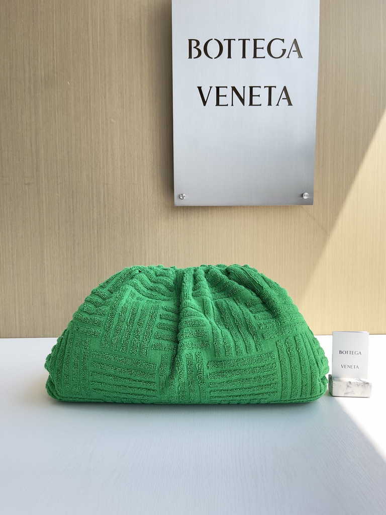 Bottega Veneta clutch 576227 Nylon Grass Green