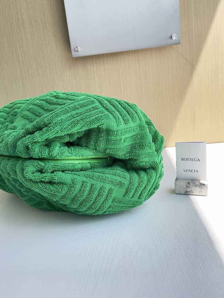 Bottega Veneta clutch 576227 Nylon Grass Green