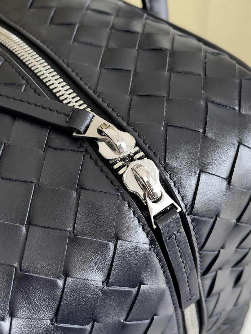 Bottega Veneta Getaway Large Weekender 765620 Calfskin Black