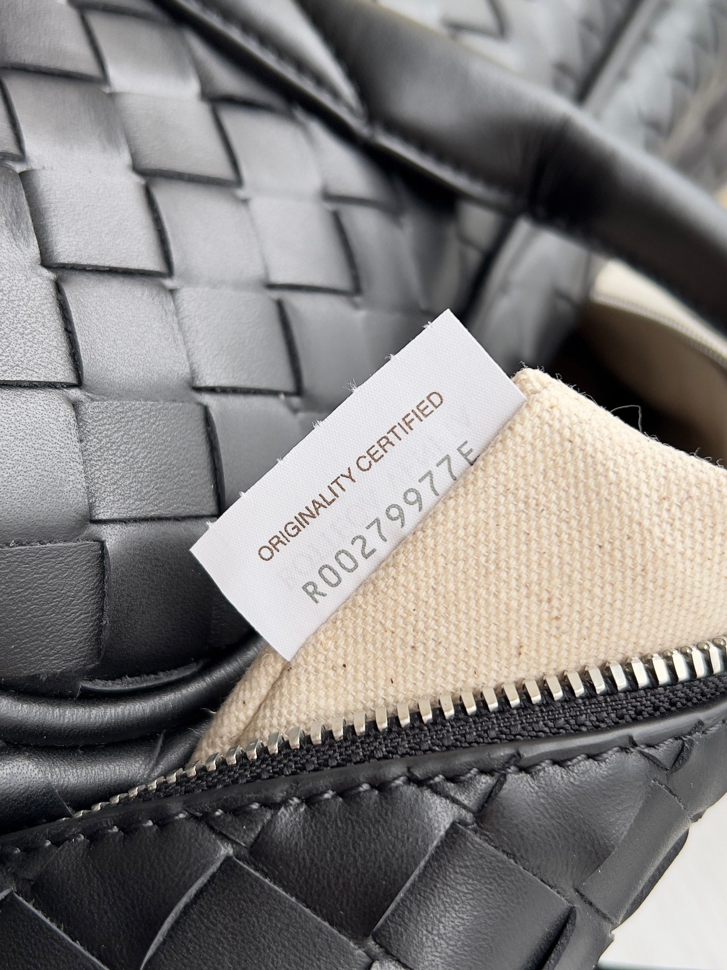 Bottega Veneta Getaway Medium Weekender 766372 Calfskin Black