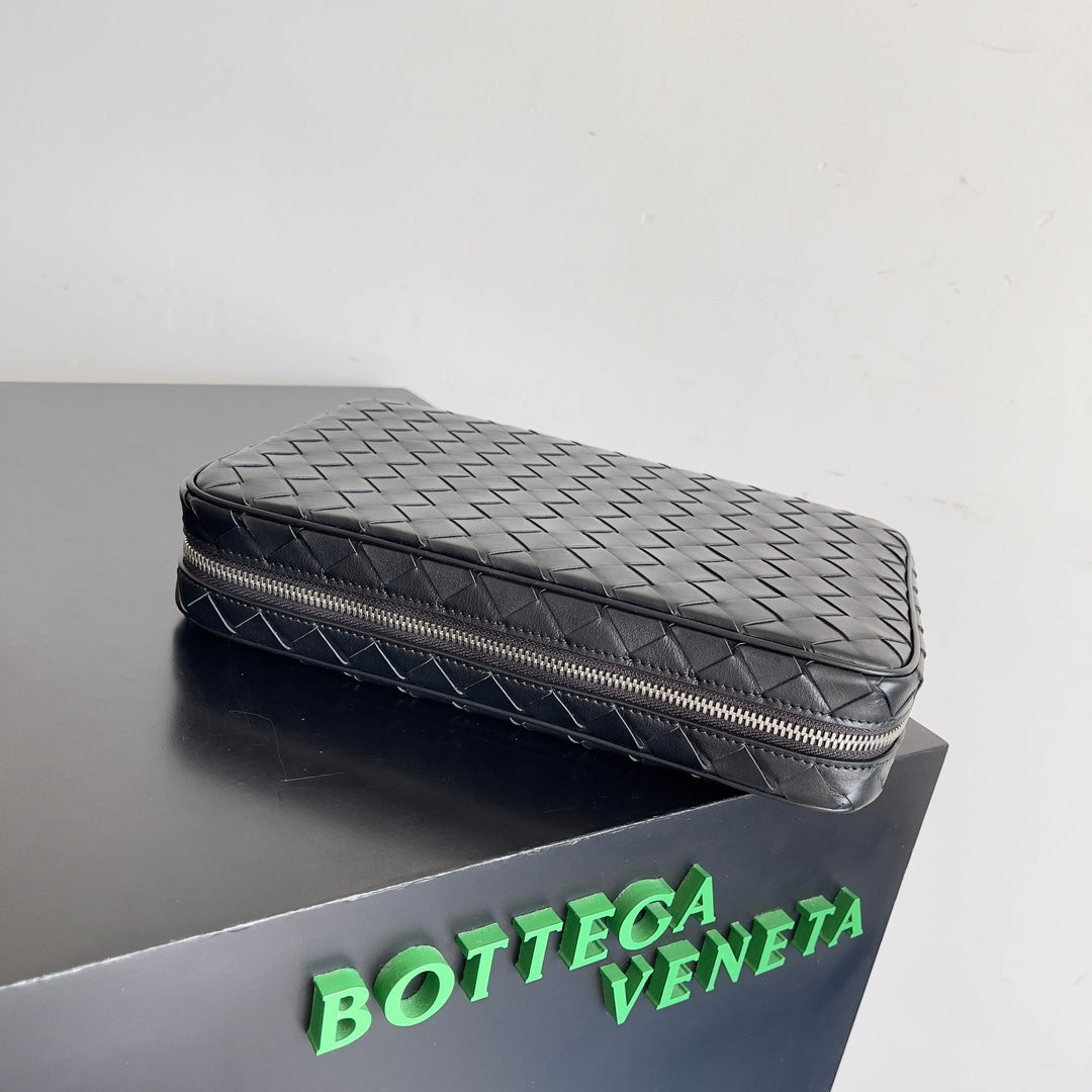 Bottega Veneta Intrecciato Large Organizer 765804 Calfskin Black