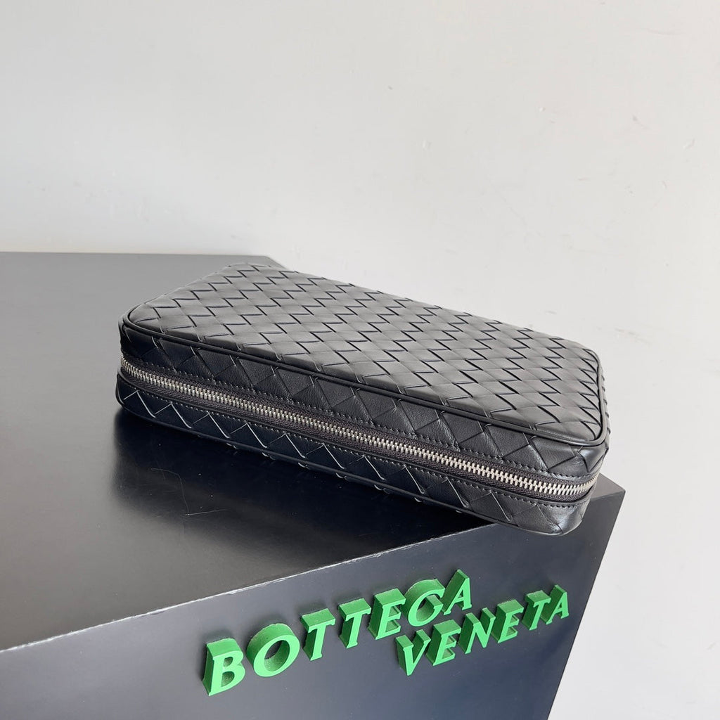 Bottega Veneta Intrecciato Large Organizer 765804 Calfskin Black