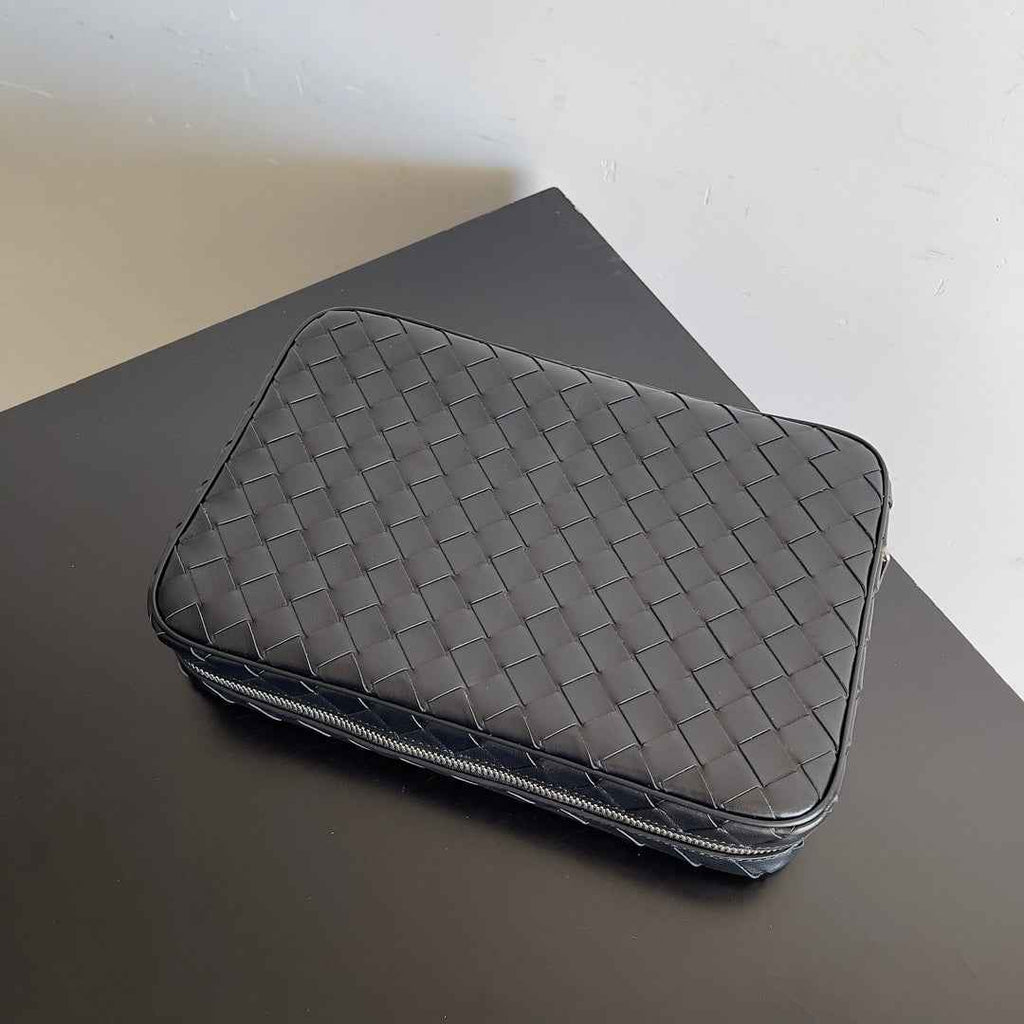 Bottega Veneta Intrecciato Large Organizer 765804 Calfskin Black