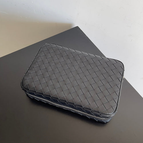 Bottega Veneta Intrecciato Large Organizer 765804 Calfskin Black