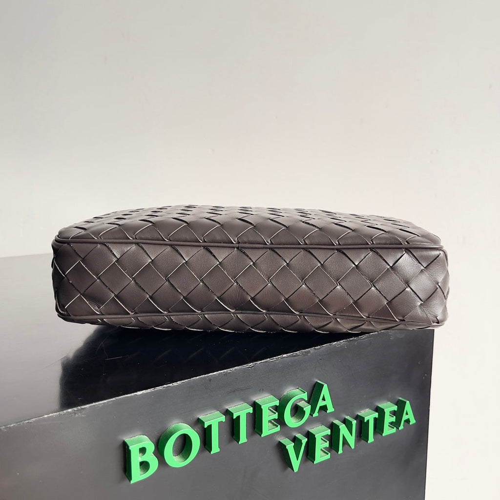 Bottega Veneta Intrecciato Large Organizer 765804 Calfskin Brown