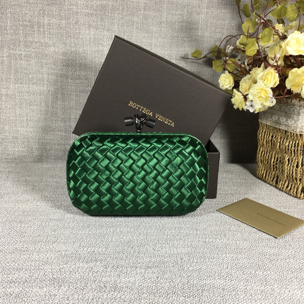 Bottega Veneta Knot 717622 Silk Green