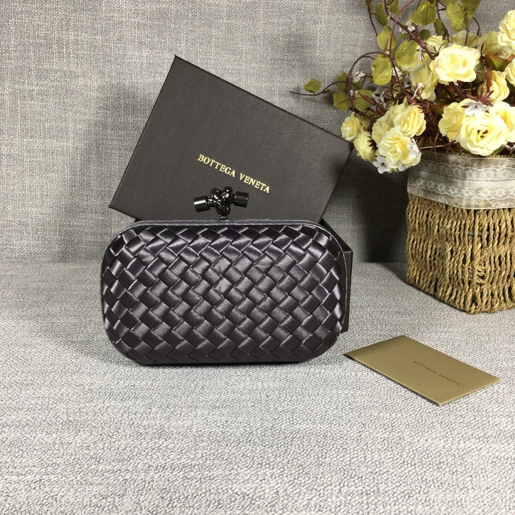 Bottega Veneta Knot 717622 Silk Silver Gray