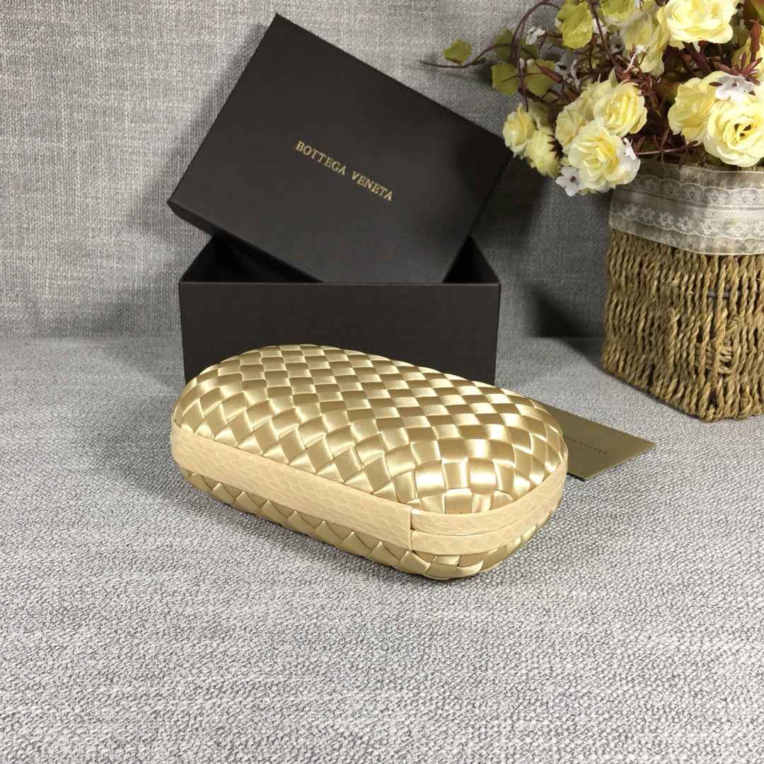 Bottega Veneta Knot 717622 Silk Yellow