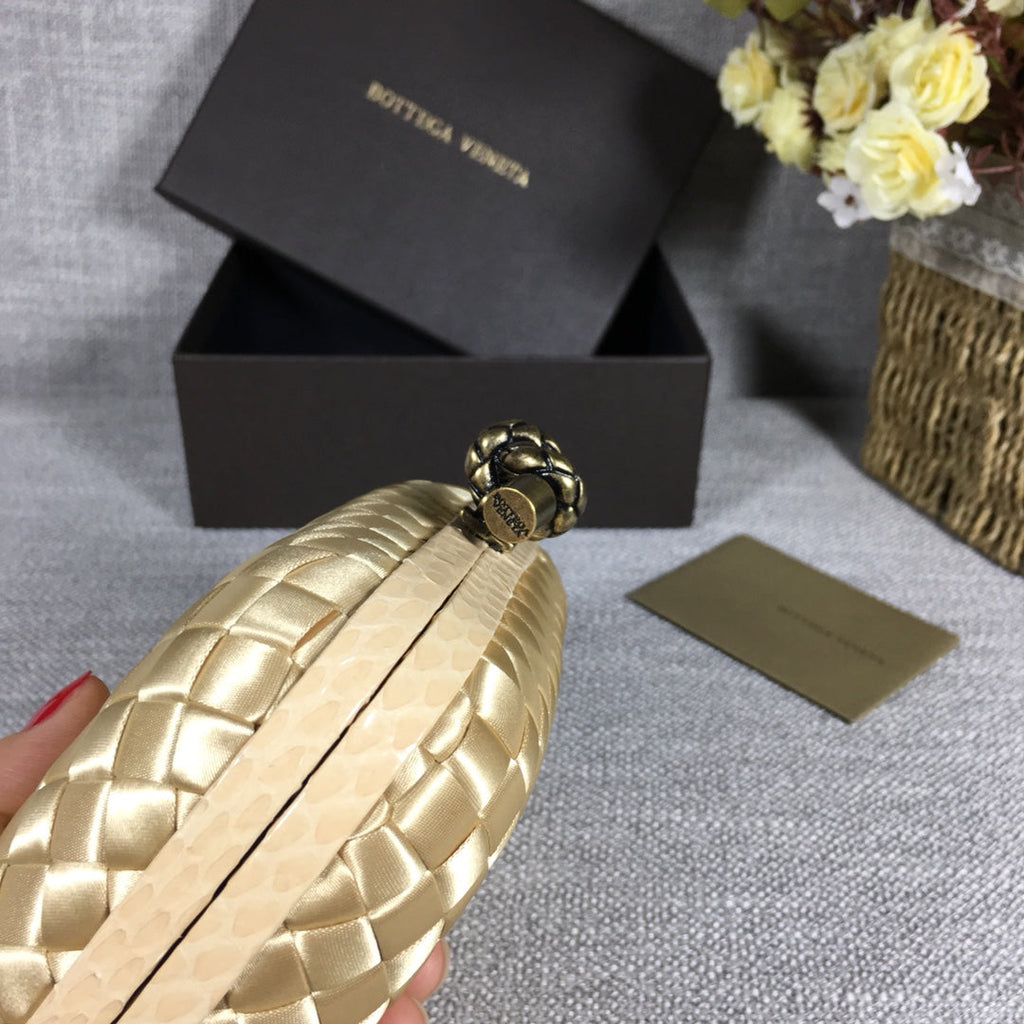 Bottega Veneta Knot 717622 Silk Yellow