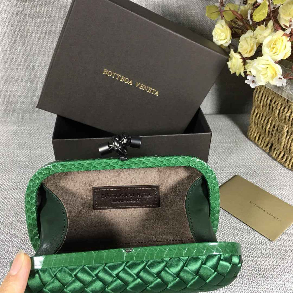 Bottega Veneta Knot 717622 Silk Green