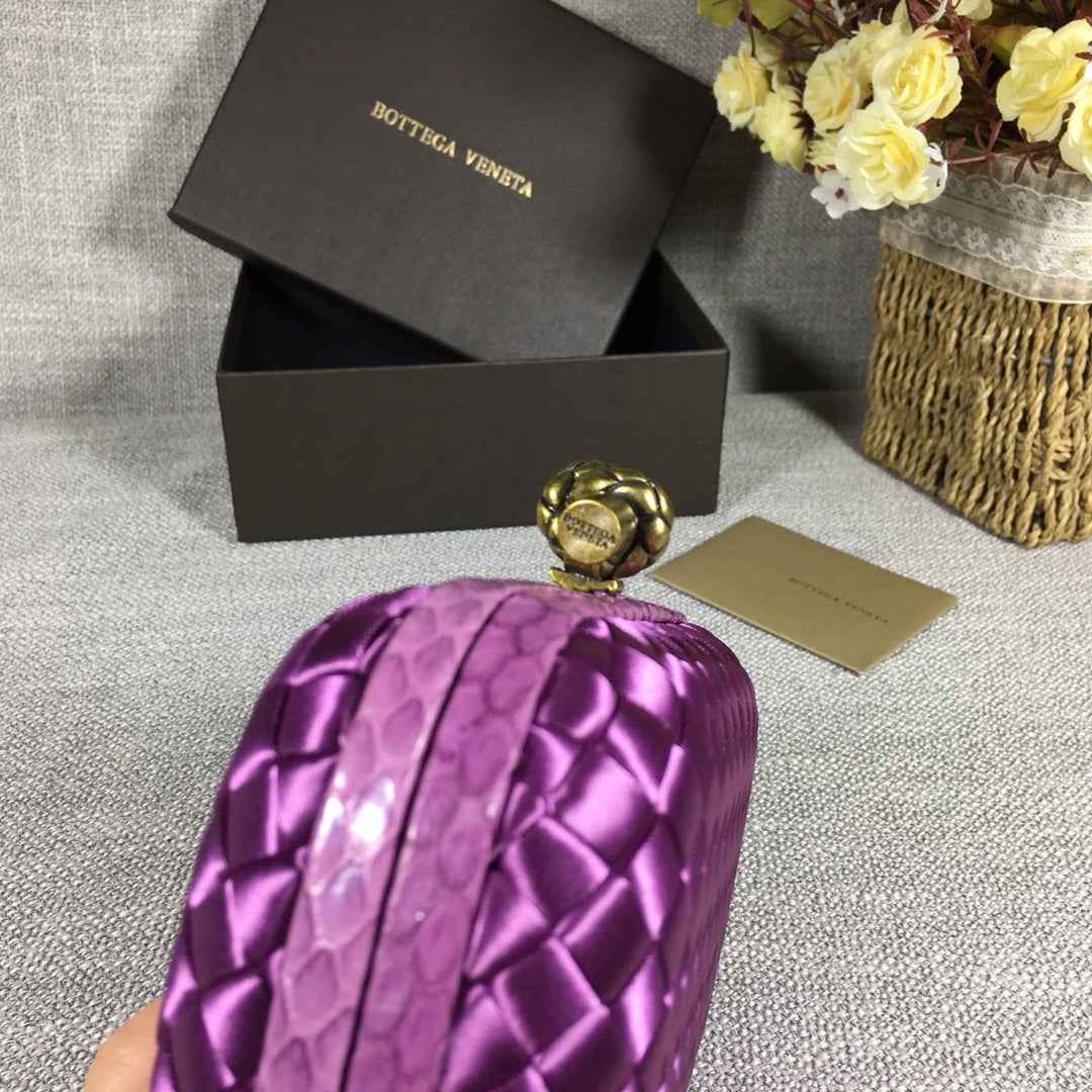 Bottega Veneta Knot 717622 Silk Light Purple