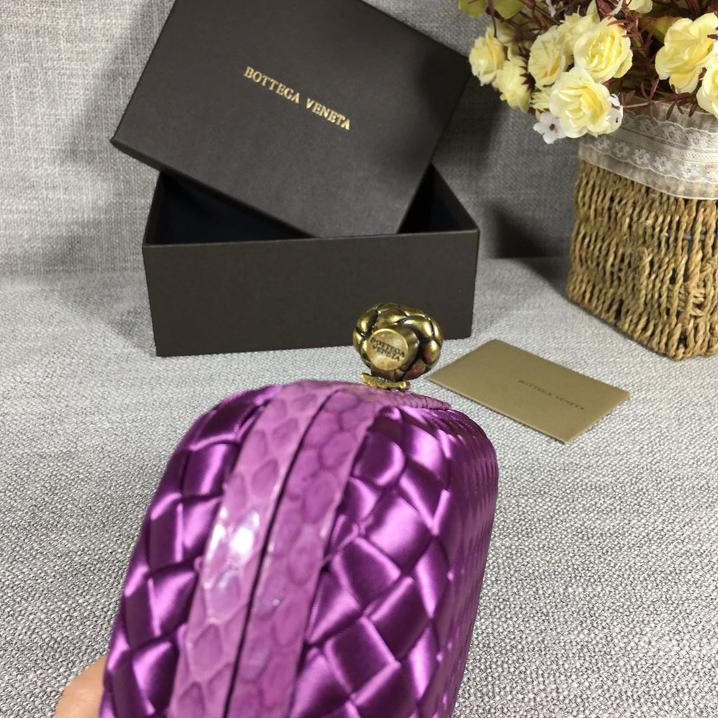 Bottega Veneta Knot 717622 Silk Light Purple