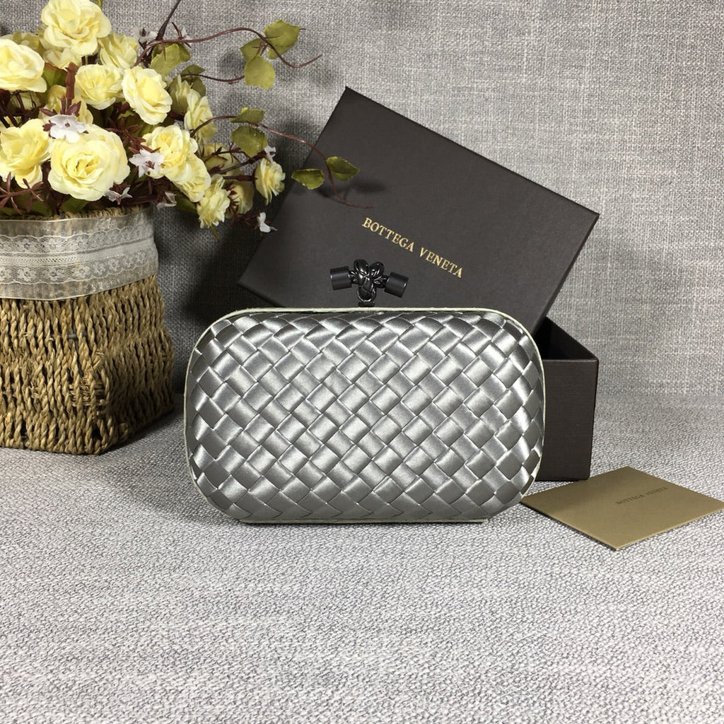 Bottega Veneta Knot 717622 Silk Silver