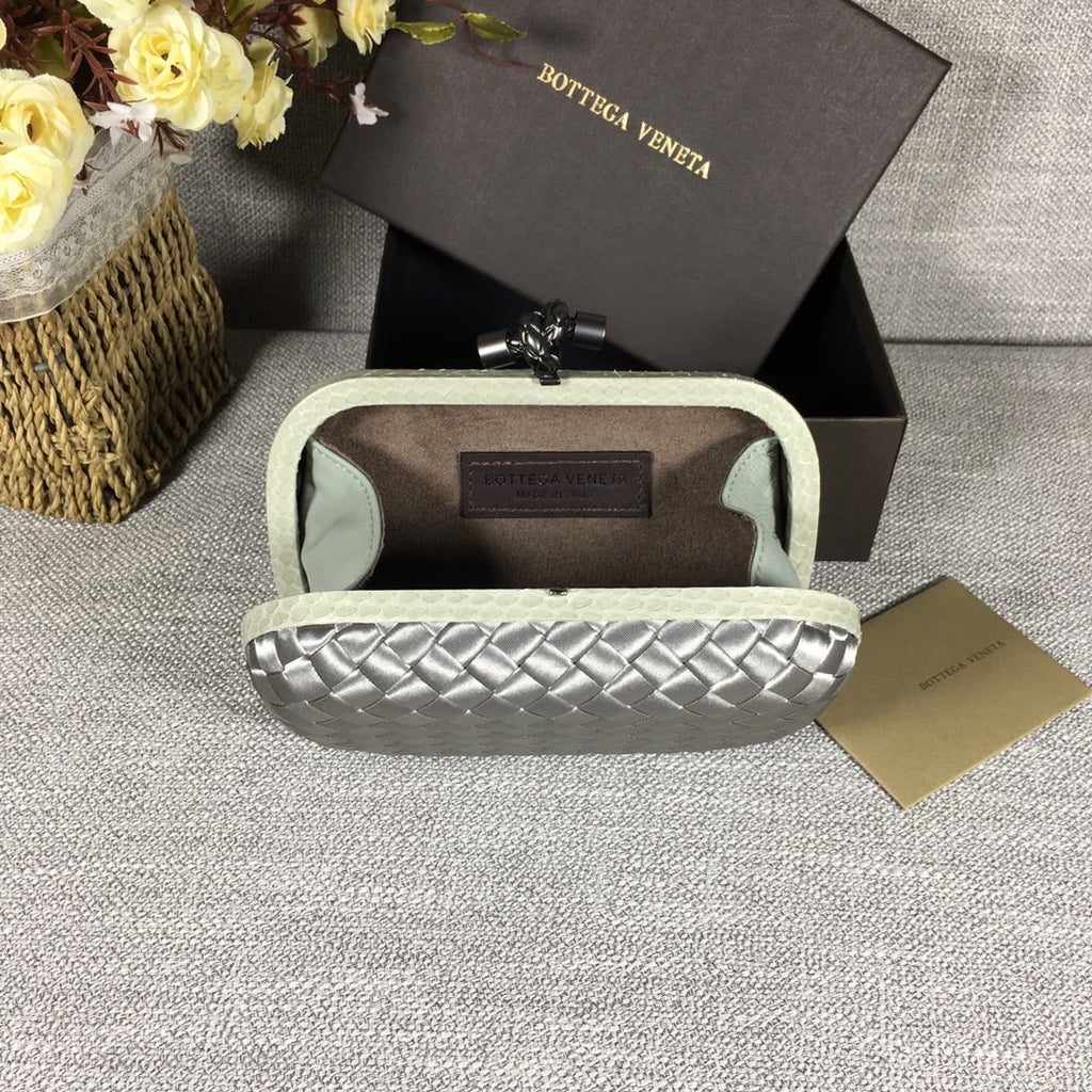 Bottega Veneta Knot 717622 Silk Silver