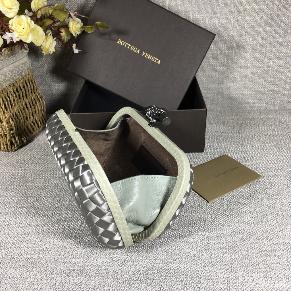 Bottega Veneta Knot 717622 Silk Silver