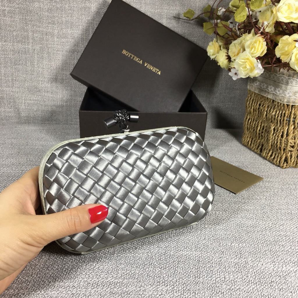Bottega Veneta Knot 717622 Silk Silver