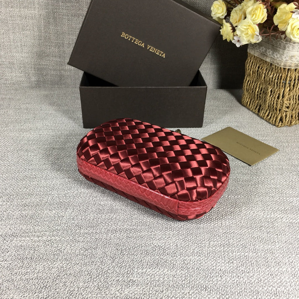 Bottega Veneta Knot 717622 Silk Red