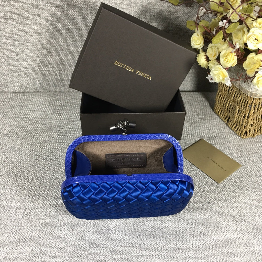 Bottega Veneta Knot 717622 Silk Dark Blue