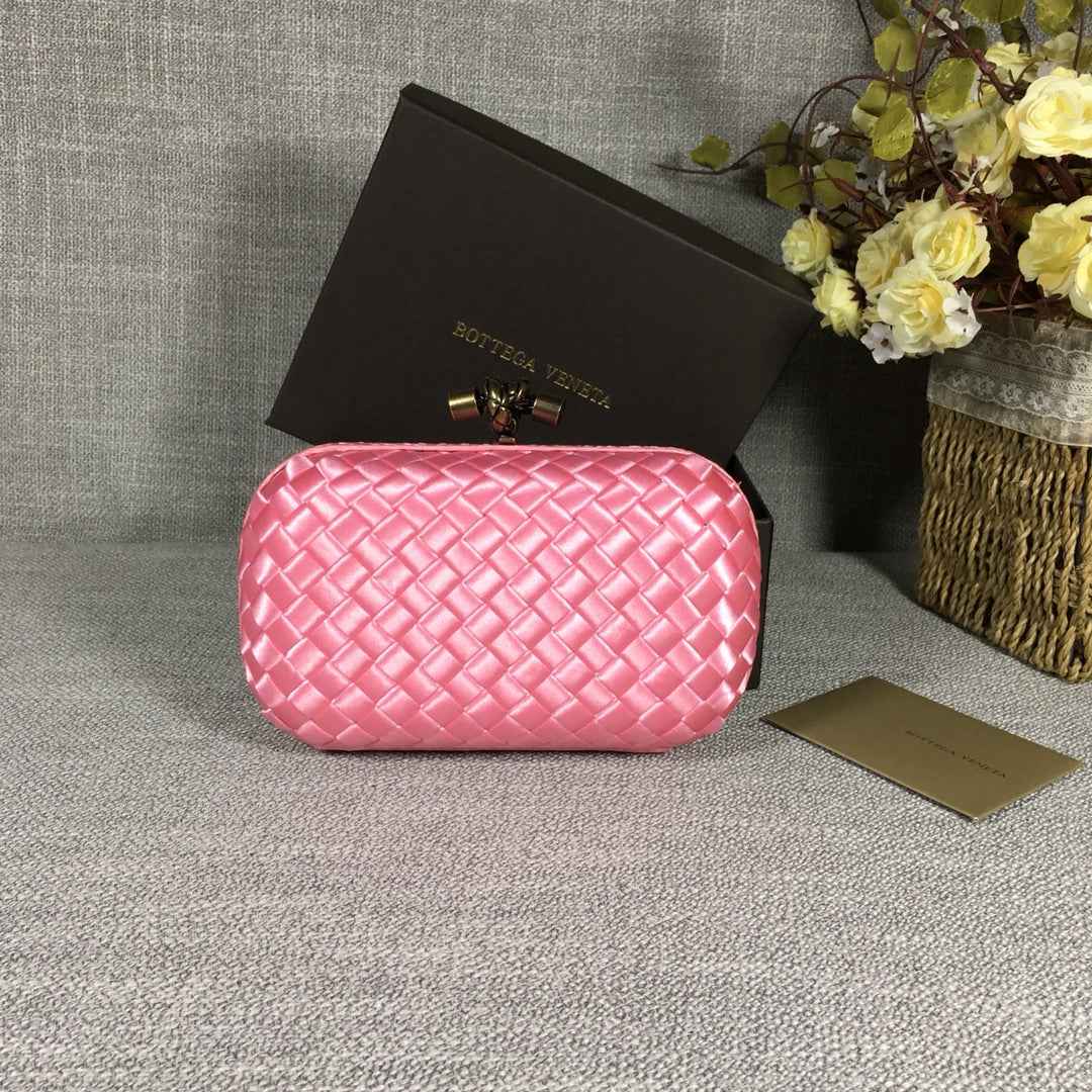 Bottega Veneta Knot 717622 Silk Pink