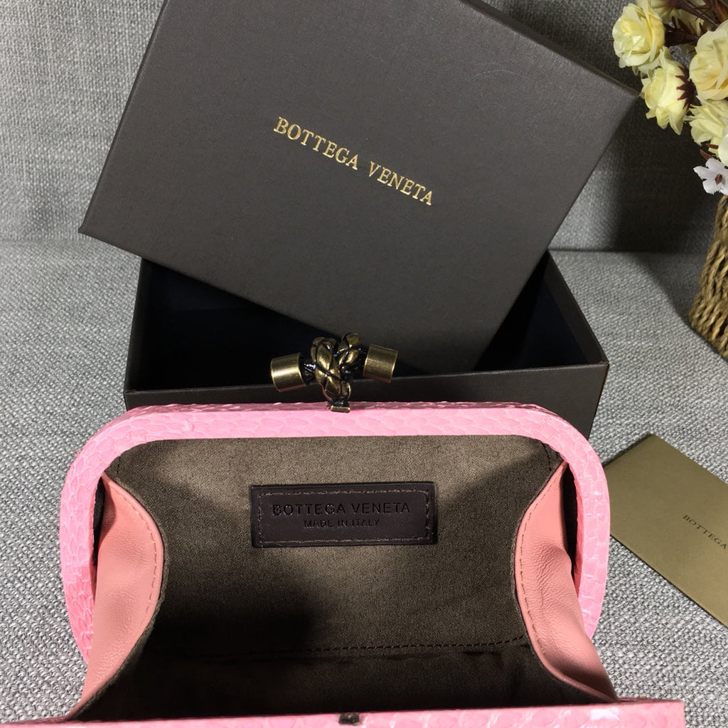 Bottega Veneta Knot 717622 Silk Pink