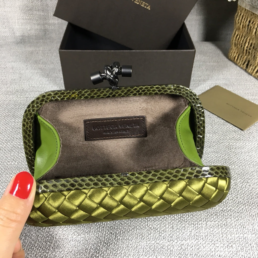 Bottega Veneta Knot 717622 Silk Green