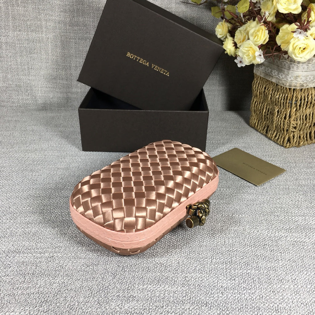 Bottega Veneta Knot 717622 Silk Light Pink