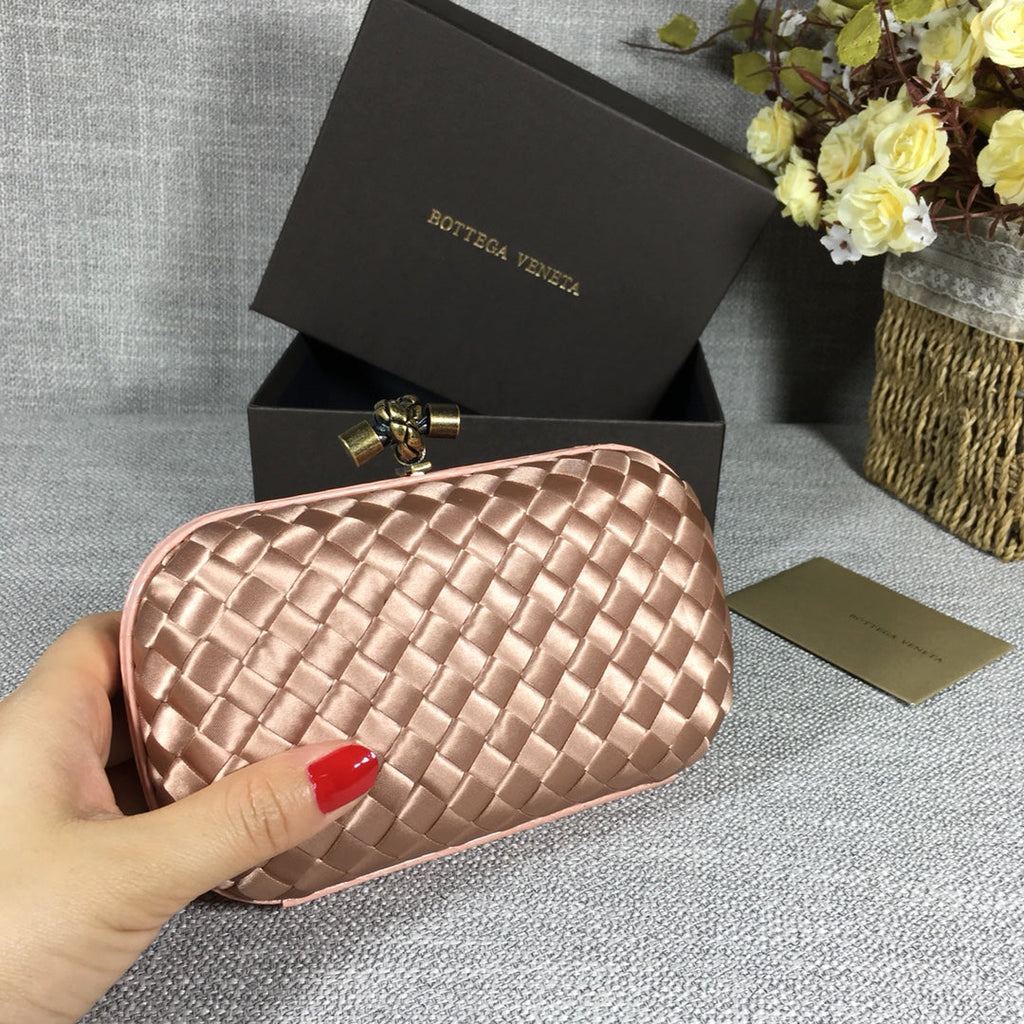 Bottega Veneta Knot 717622 Silk Light Pink