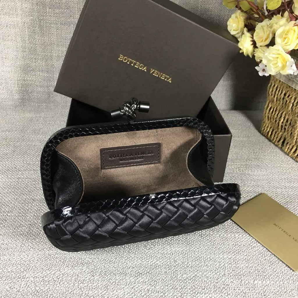 Bottega Veneta Knot 717622 Silk Black