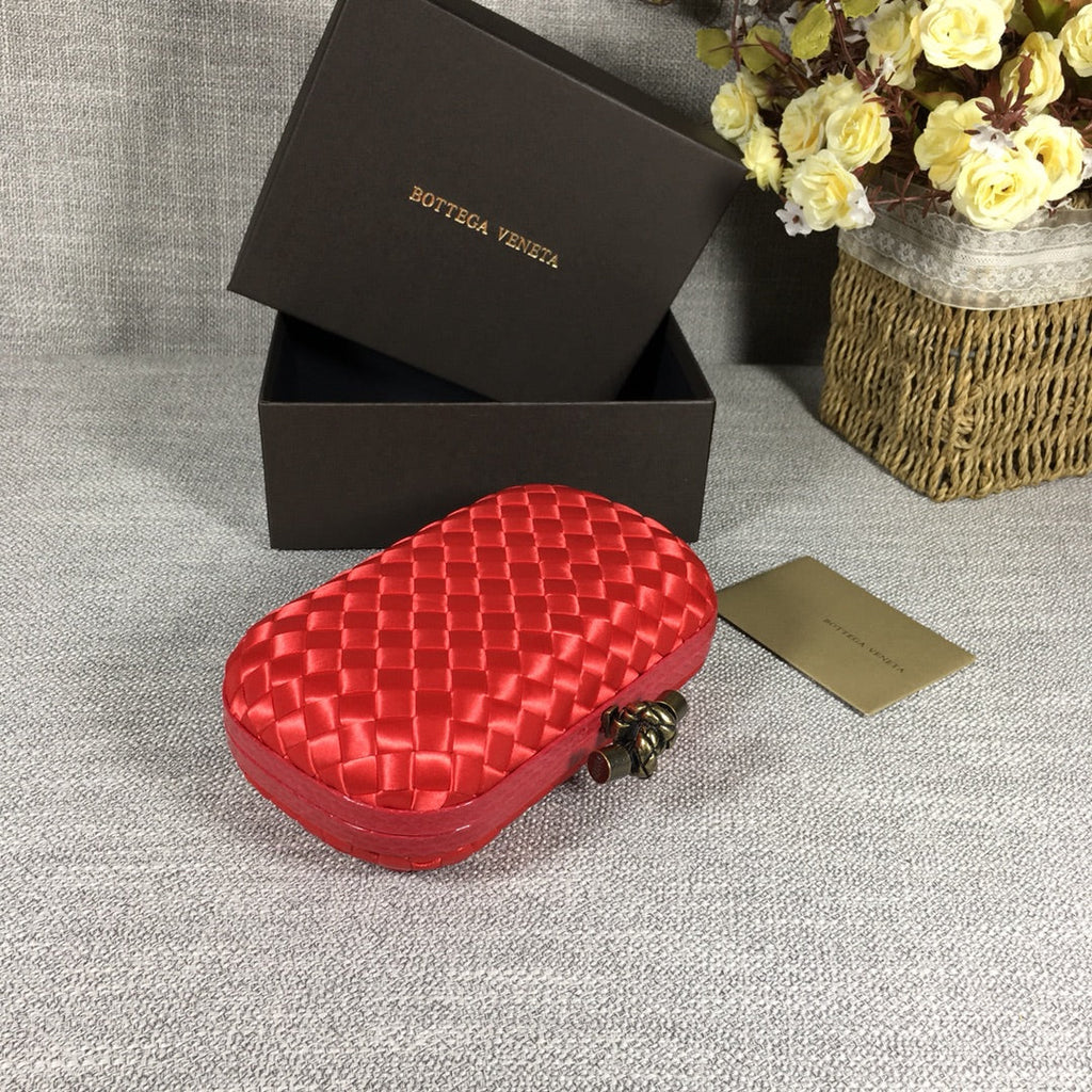 Bottega Veneta Knot 717622 Silk Red