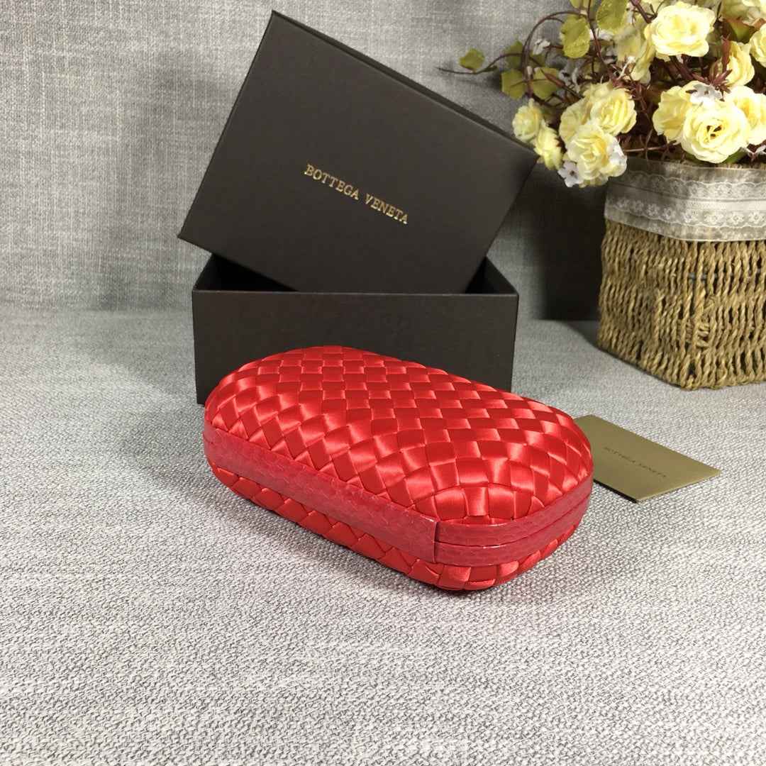 Bottega Veneta Knot 717622 Silk Red