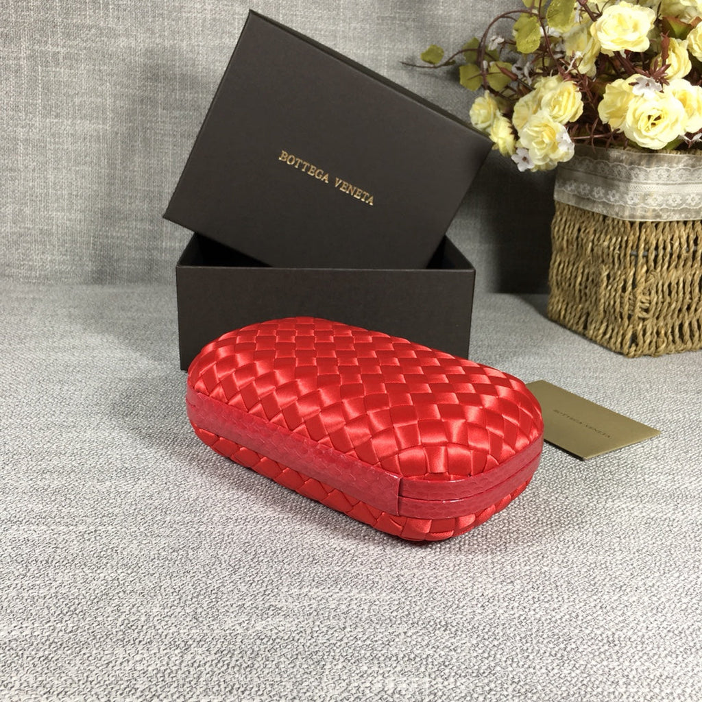 Bottega Veneta Knot 717622 Silk Red