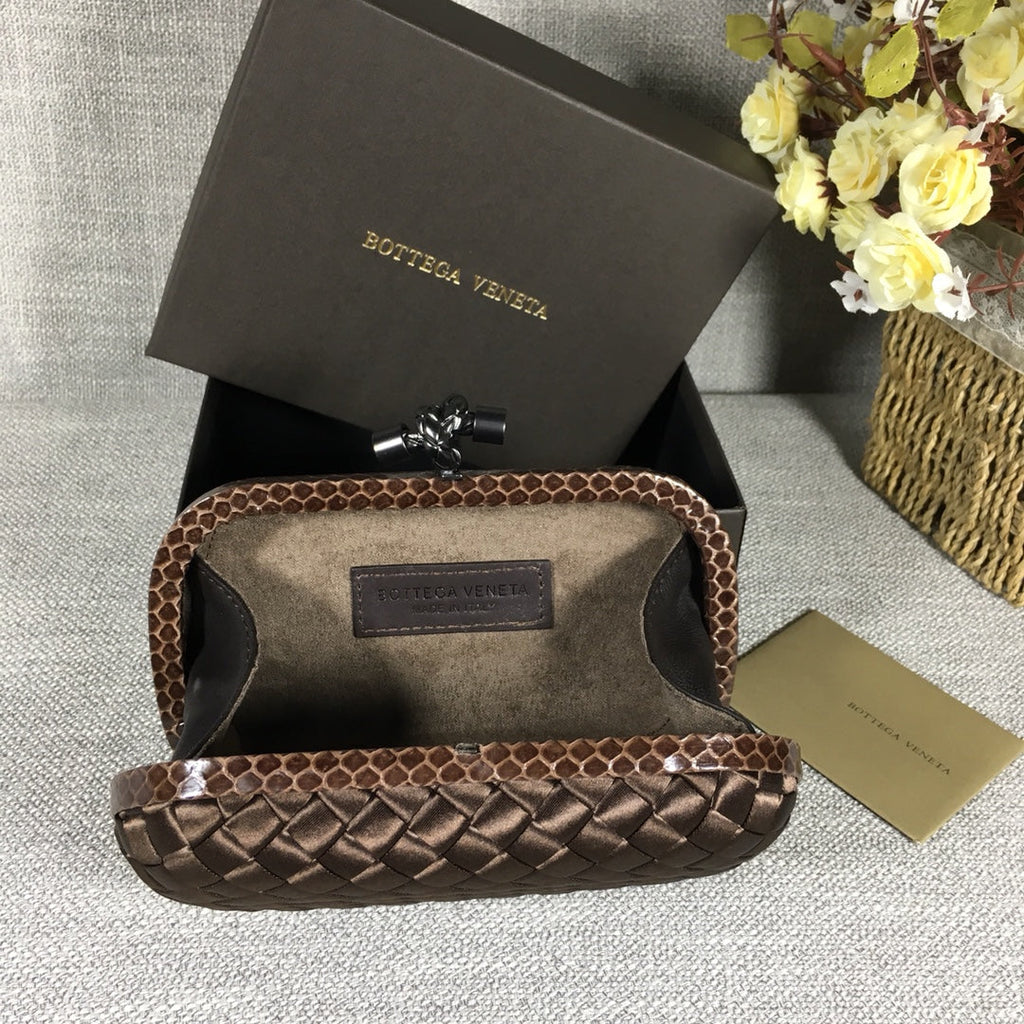 Bottega Veneta Knot 717622 Silk Coffee