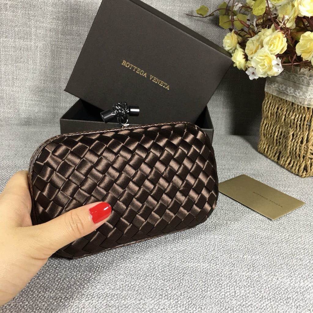 Bottega Veneta Knot 717622 Silk Coffee