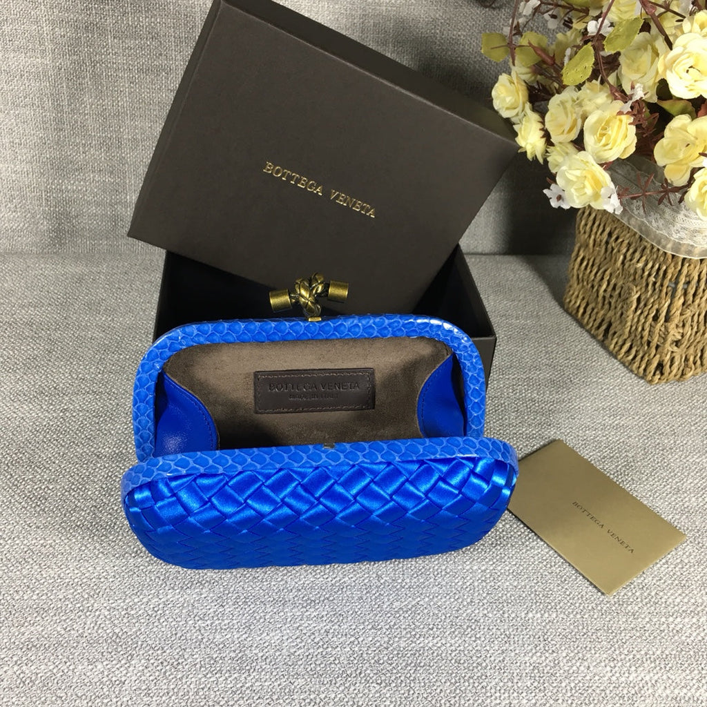 Bottega Veneta Knot 717622 Silk Blue