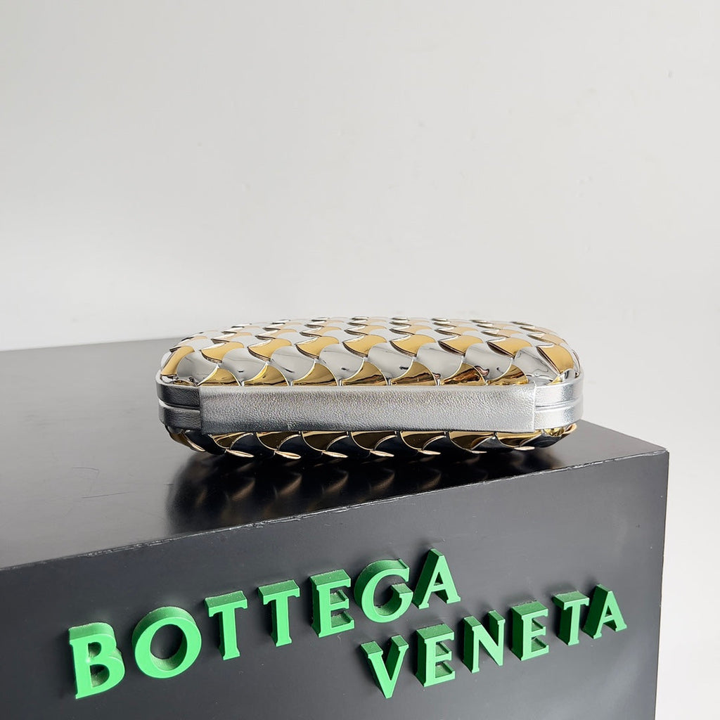 Bottega Veneta Knot 778500 Calfskin Silver