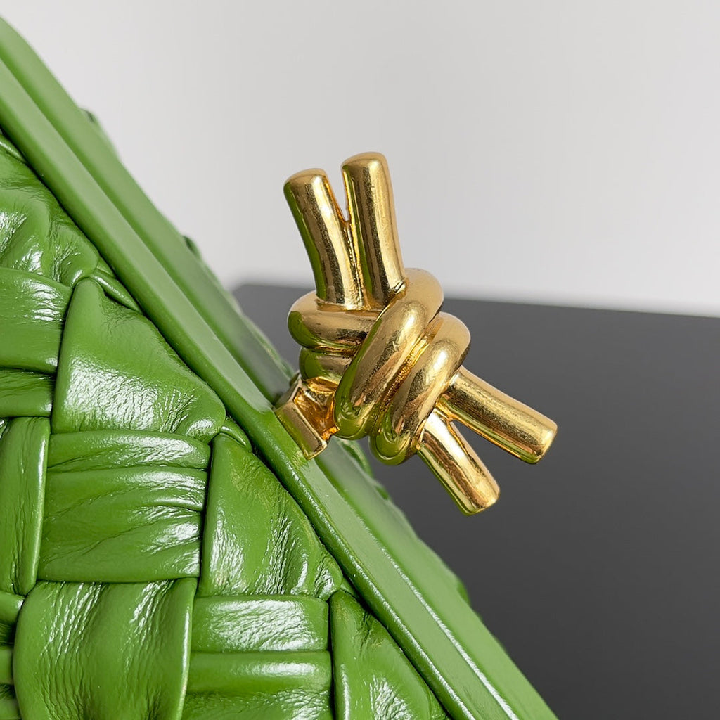 Bottega Veneta Knot Bag 717622 Calfskin Dark Green