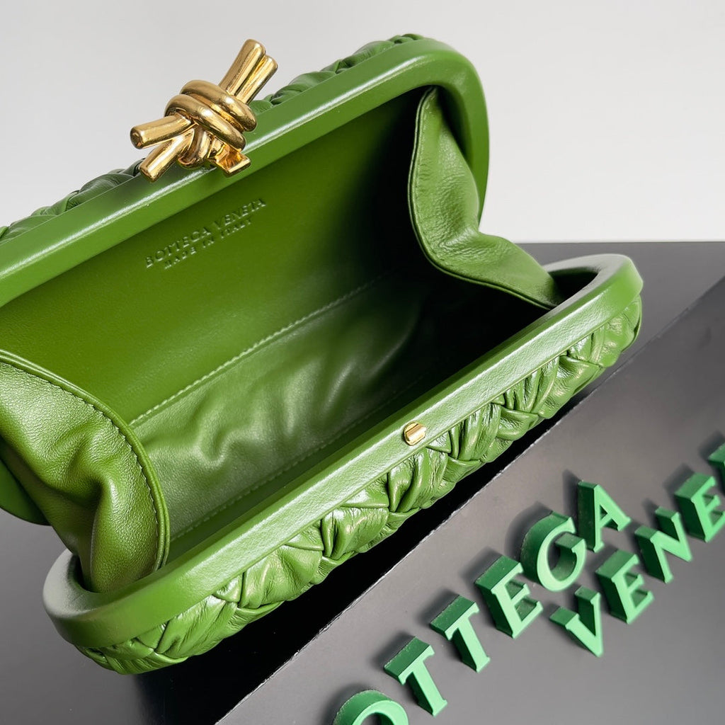 Bottega Veneta Knot Bag 717622 Calfskin Dark Green