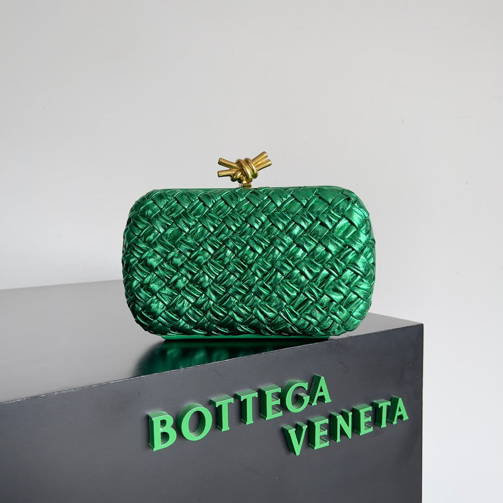 Bottega Veneta Knot Bag 717622 Calfskin Green