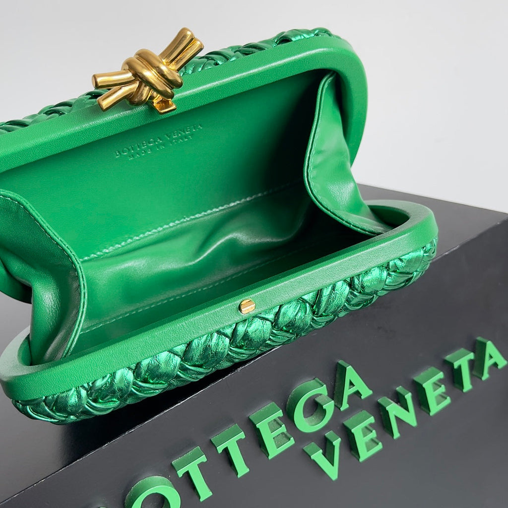 Bottega Veneta Knot Bag 717622 Calfskin Green