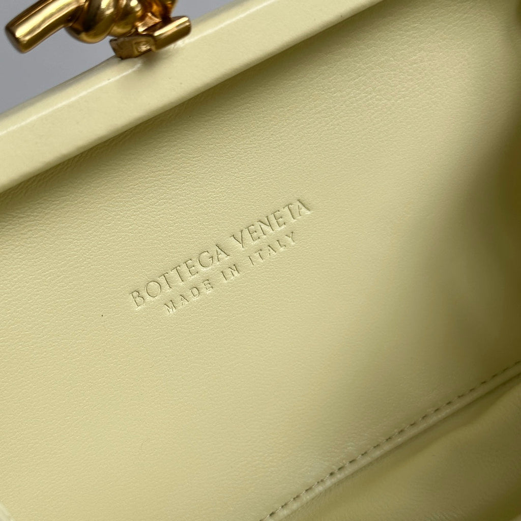 Bottega Veneta Knot Bag 717622 Calfskin Yellow