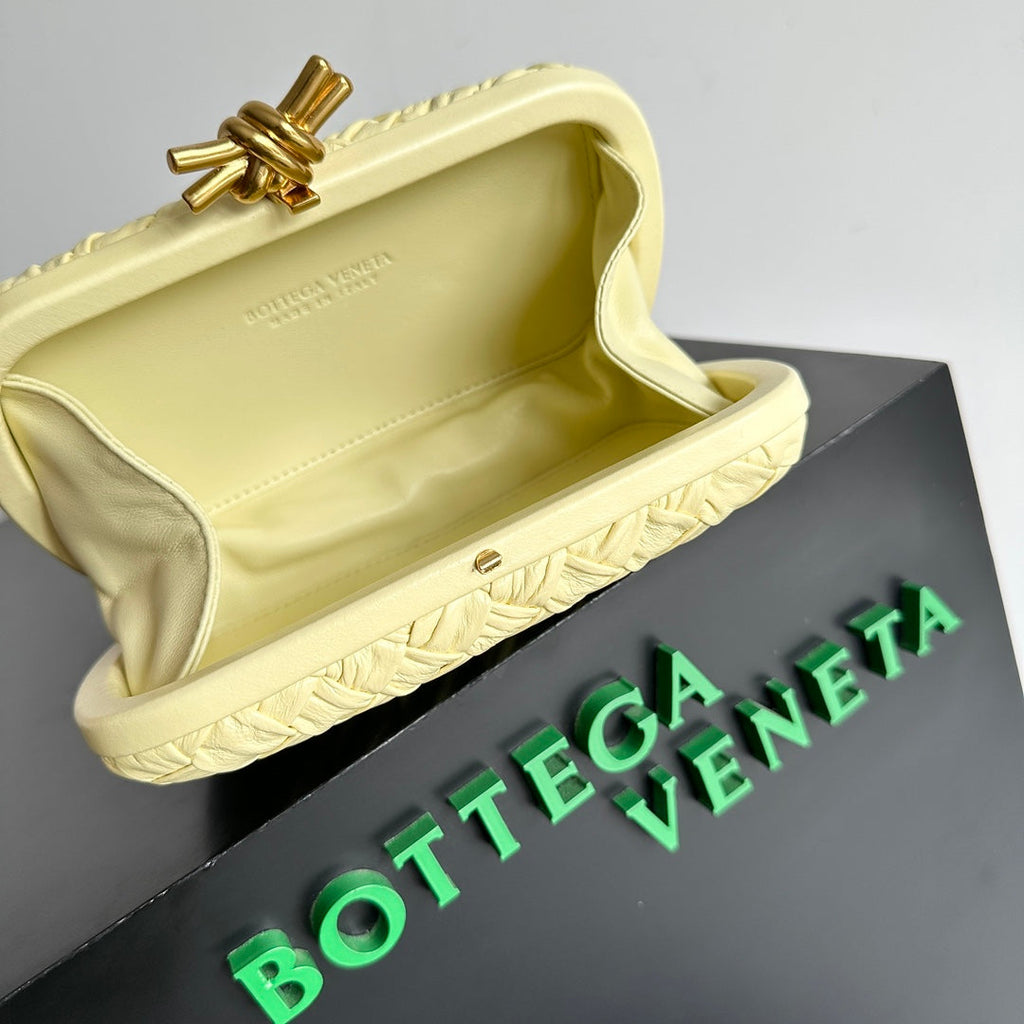 Bottega Veneta Knot Bag 717622 Calfskin Yellow