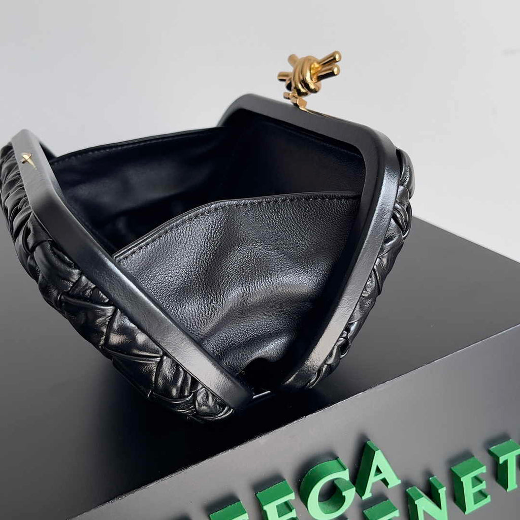Bottega Veneta Knot Bag 717622 Calfskin Black