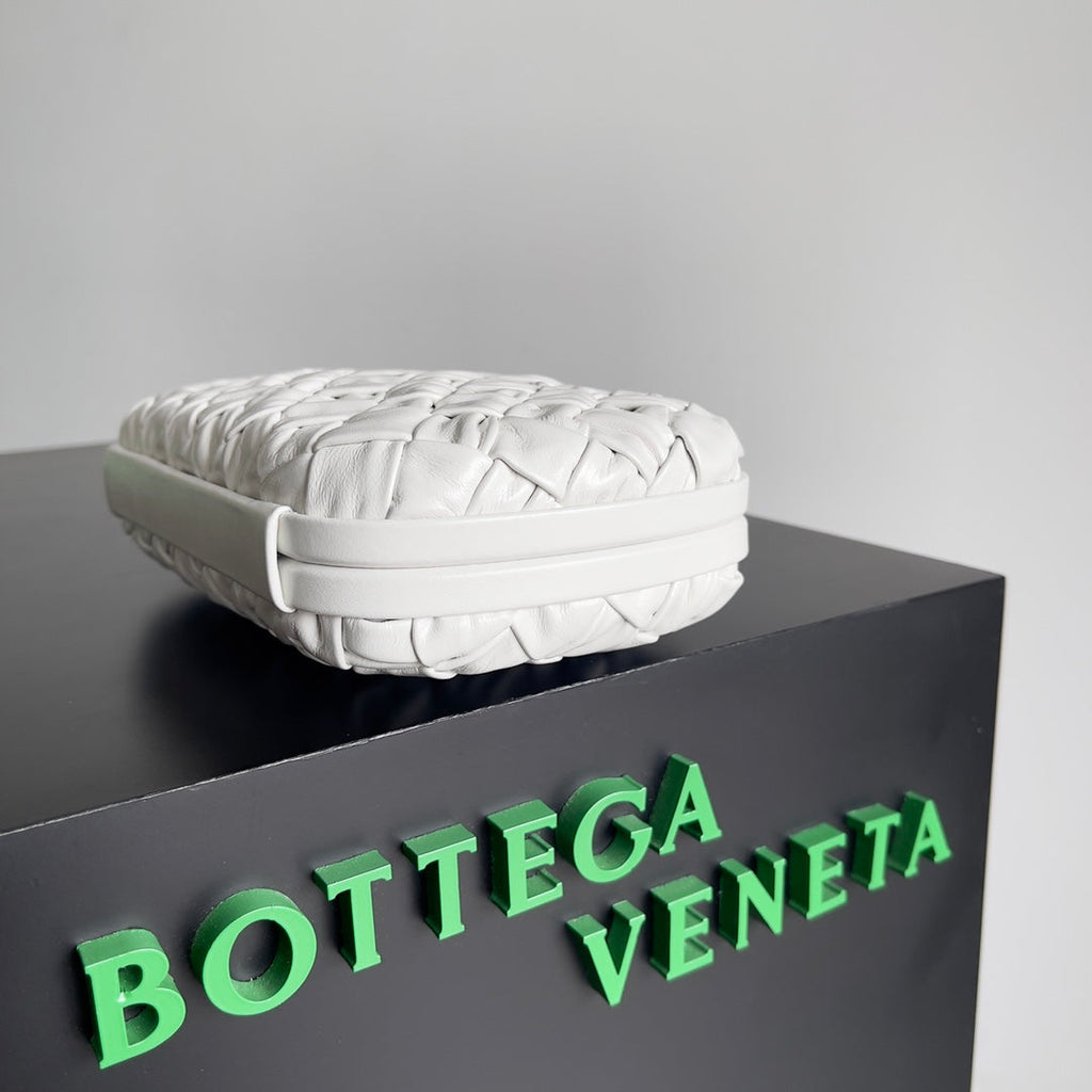 Bottega Veneta Knot Bag 717622 Calfskin White