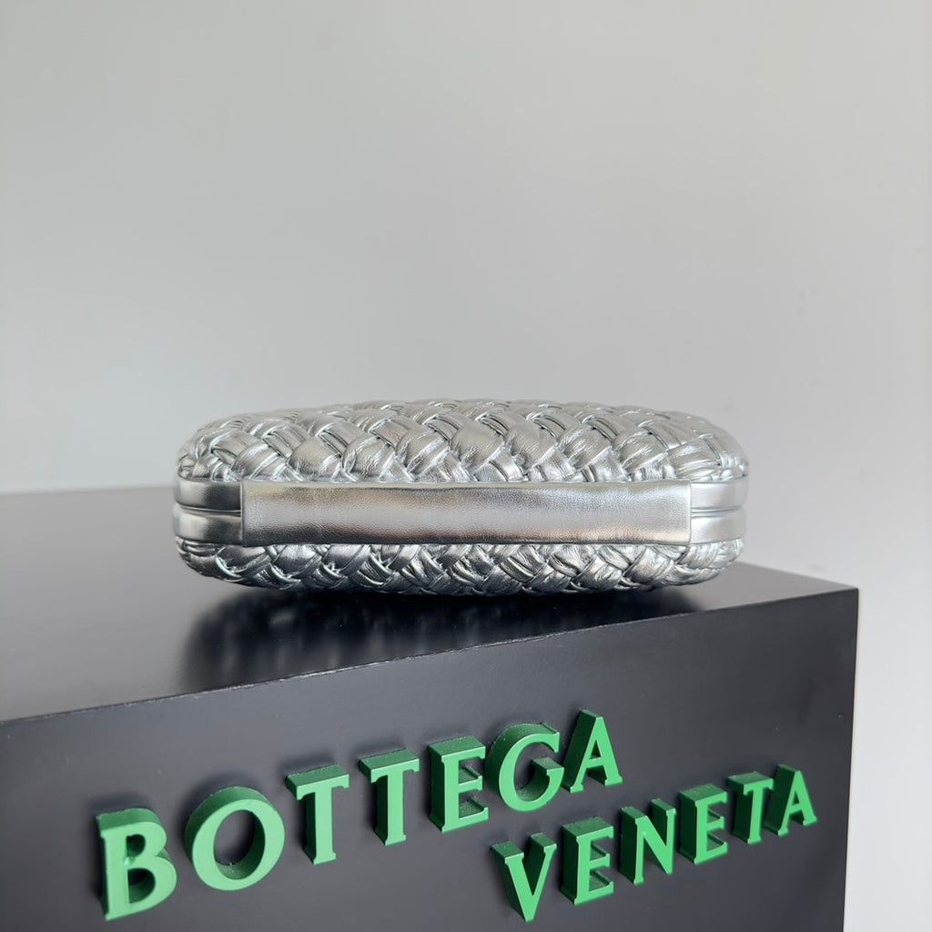 Bottega Veneta Knot Bag 717622 Calfskin Silver