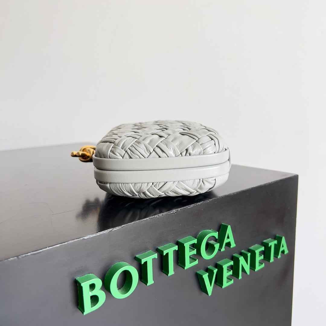 Bottega Veneta Knot Bag 717622 Calfskin Gray