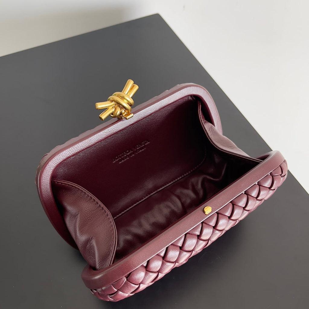 Bottega Veneta Knot Red Calfskin 717622