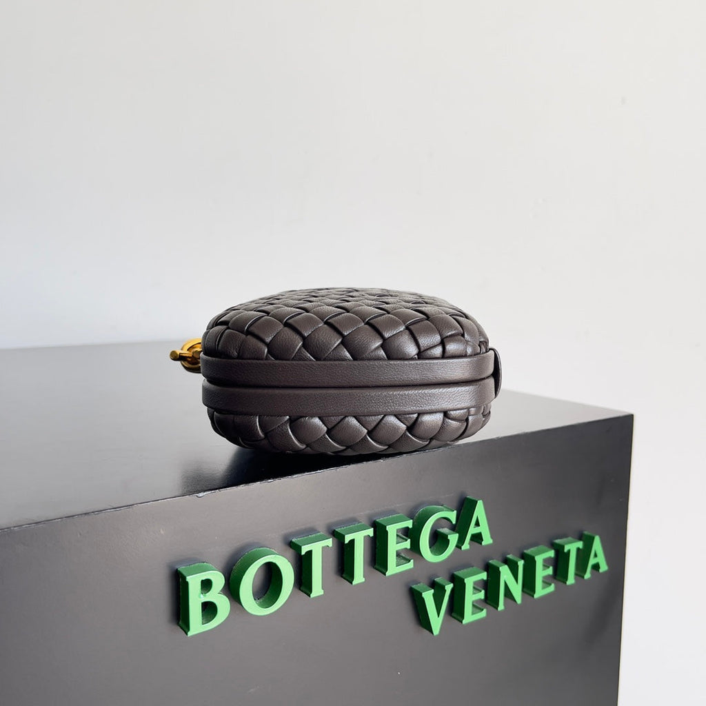 Bottega Veneta Knot Brown Calfskin 717622