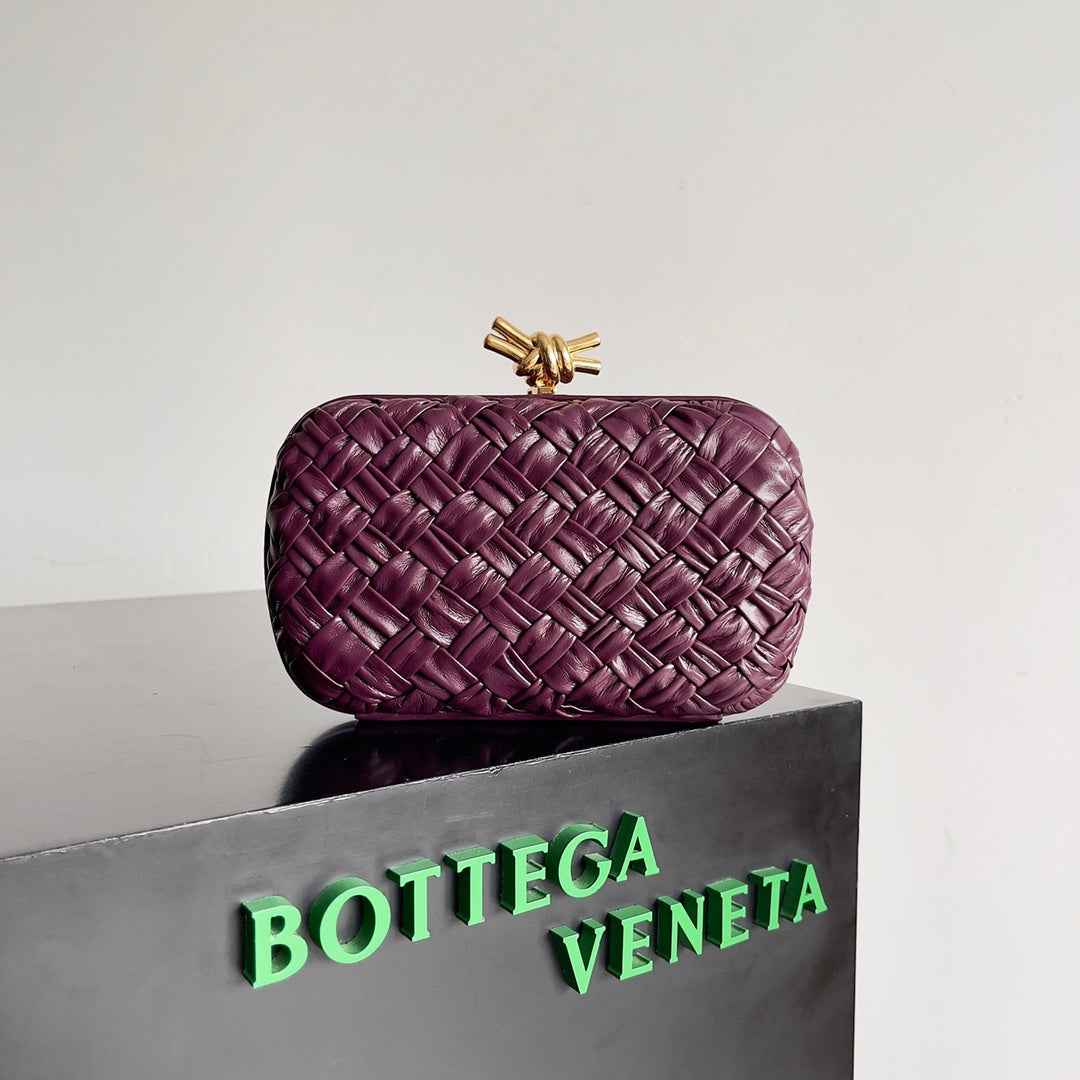 Bottega Veneta Knot Bag 717622 Calfskin Purple